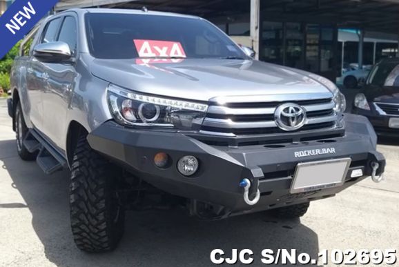 2017 Toyota / Hilux / Revo Stock No. 102695
