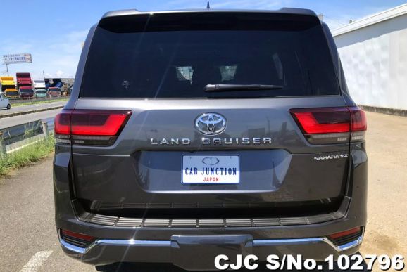 Toyota Land Cruiser in Graphite for Sale Image 4
