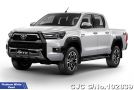Toyota Hilux in Pearl White for Sale Image 0