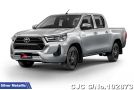 Toyota Hilux in Atitude Black Mica for Sale Image 2