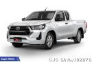 Toyota Hilux in Super White for Sale Image 0