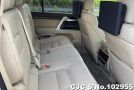 Toyota Land Cruiser in White for Sale Image 10
