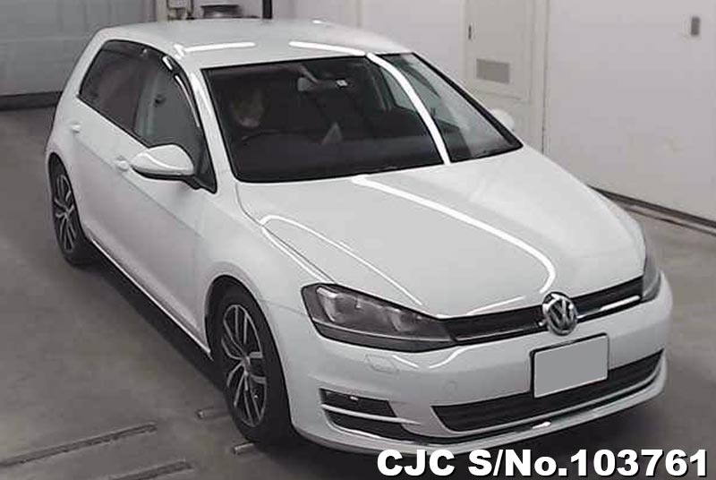 2013 Volkswagen Golf White for sale Stock No. 103761 Japanese Used