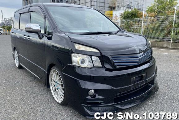 2013 Toyota / Voxy Stock No. 103789