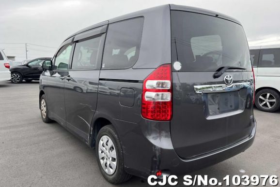 2013 Toyota Noah Gray for sale | Stock No. 103976 | Japanese Used