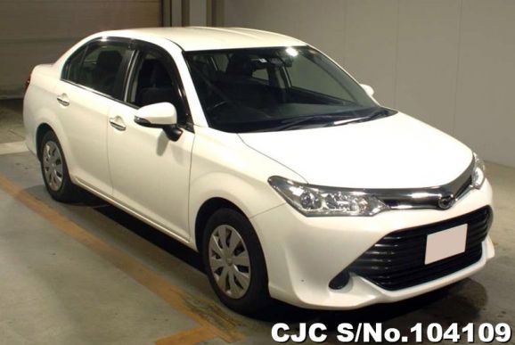 2016 Toyota / Corolla Axio Stock No. 104109