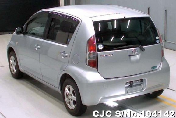 Toyota Passo in Silver for Sale Image 2