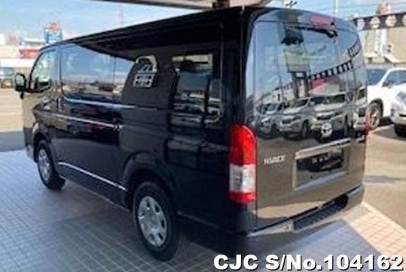 Toyota Hiace in Black for Sale Image 2