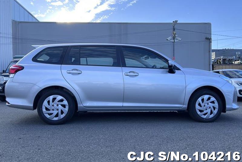 Toyota fielder 2022