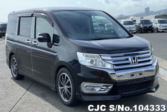 2013 Honda / Step Wagon Stock No. 104333