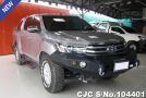 2017 Toyota / Hilux / Revo Stock No. 104401
