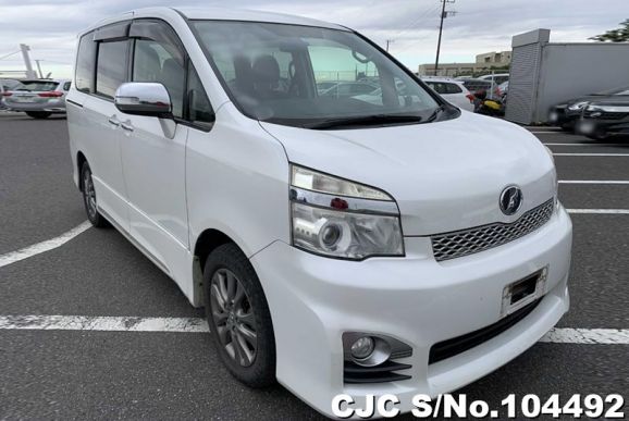 2013 Toyota / Voxy Stock No. 104492