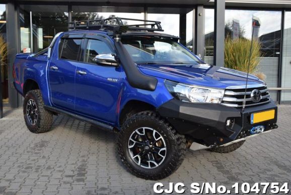 2019 Toyota / Hilux Stock No. 104754