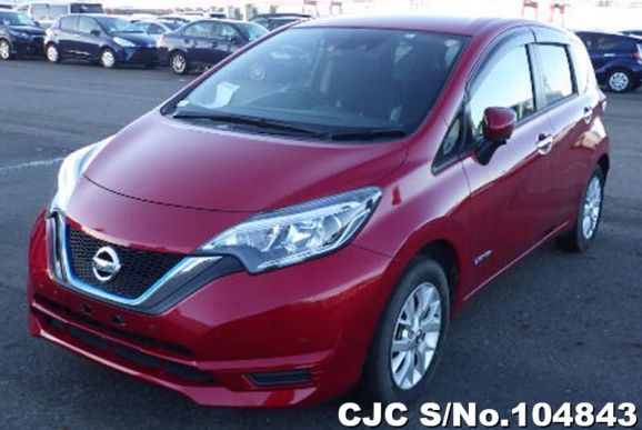 Nissan Note in Red for Sale Image 3