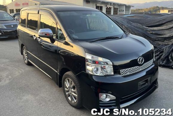 2013 Toyota / Voxy Stock No. 105234