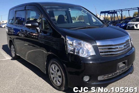 2013 Toyota / Noah Stock No. 105361
