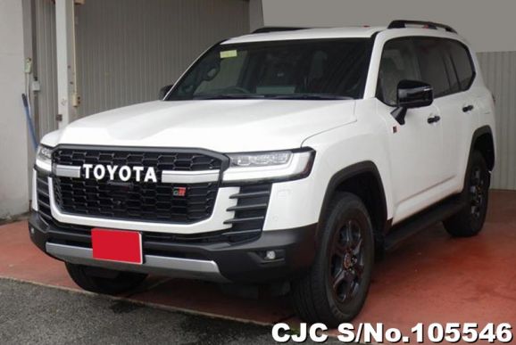 Toyota Land Cruiser in Pearl for Sale Image 3