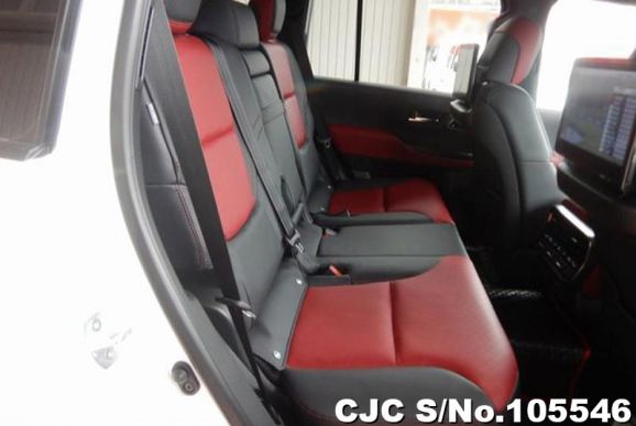 Toyota Land Cruiser in Pearl for Sale Image 12