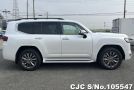 Toyota Land Cruiser in White for Sale Image 2