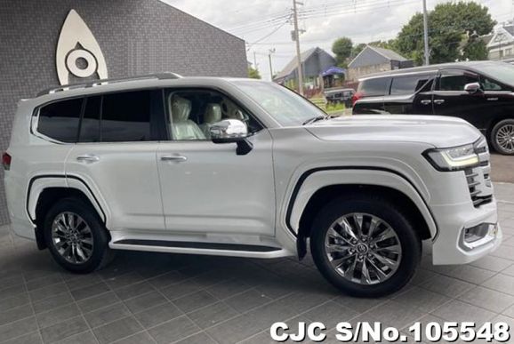 Toyota Land Cruiser in Pearl for Sale Image 6