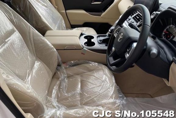 Toyota Land Cruiser in Pearl for Sale Image 9