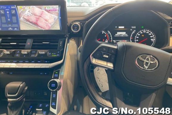 Toyota Land Cruiser in Pearl for Sale Image 11