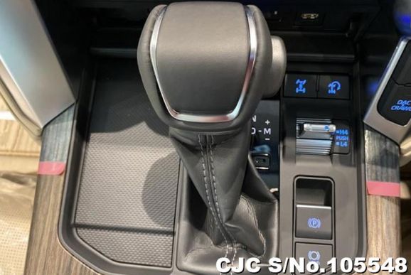 Toyota Land Cruiser in Pearl for Sale Image 14
