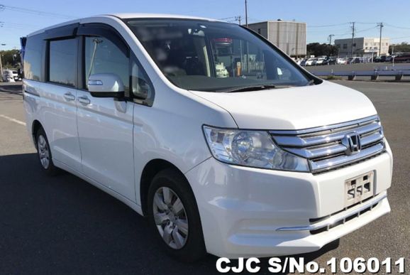 2014 Honda / Step Wagon Stock No. 106011