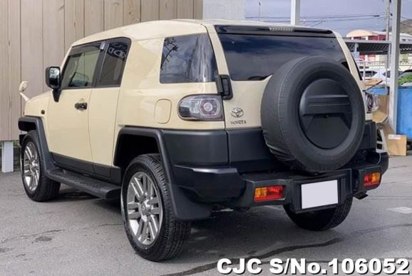 Toyota FJ Cruiser in Beige for Sale Image 1
