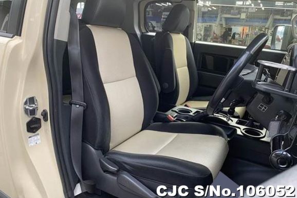 Toyota FJ Cruiser in Beige for Sale Image 7