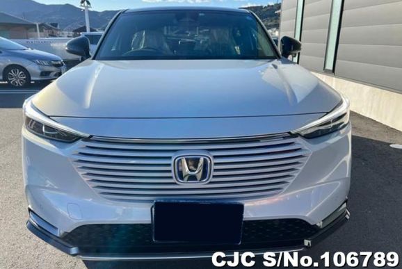Honda Vezel in Pearl for Sale Image 5