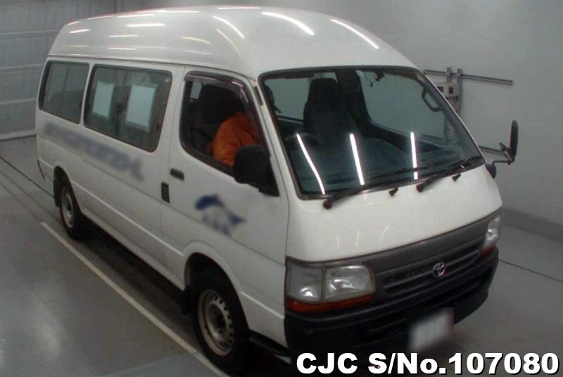 Toyota / Hiace 2003