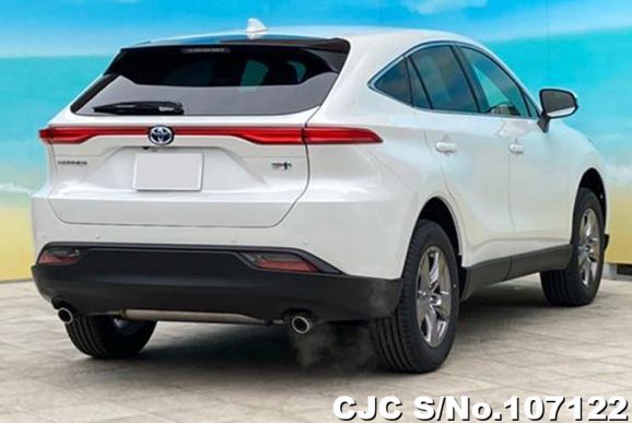 Toyota Harrier in Pearl for Sale Image 1