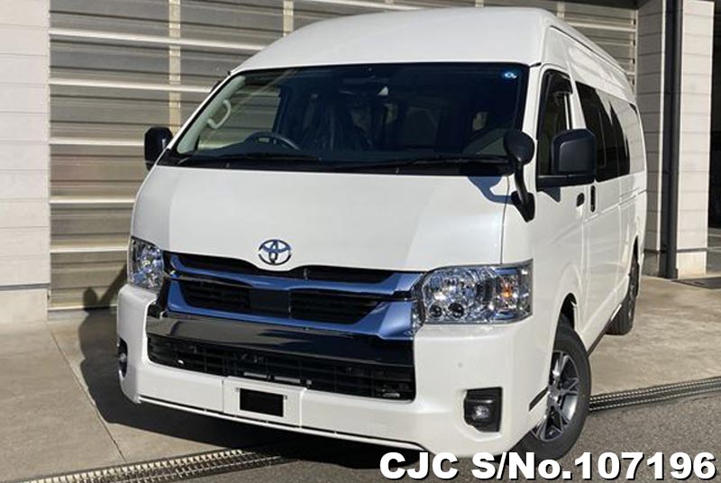 Toyota / Hiace 2022