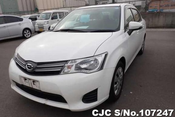 Toyota Corolla Axio in White for Sale Image 0