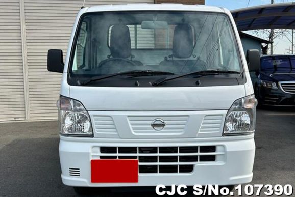 Nissan Clipper in White for Sale Image 4