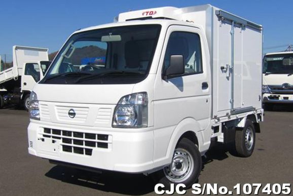 Nissan Clipper in White for Sale Image 3