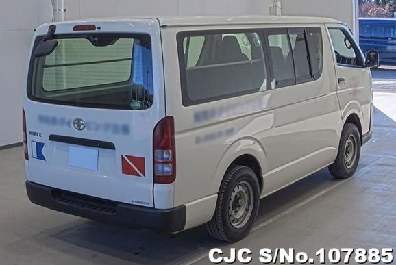 Toyota Hiace in White for Sale Image 1
