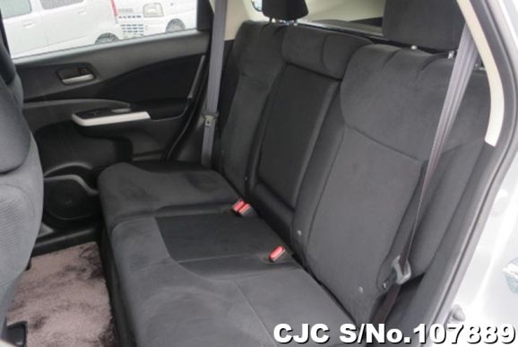 Honda CRV in Silver for Sale Image 9