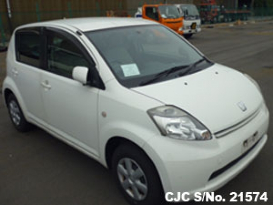 2006 Toyota / Passo Stock No. 21574