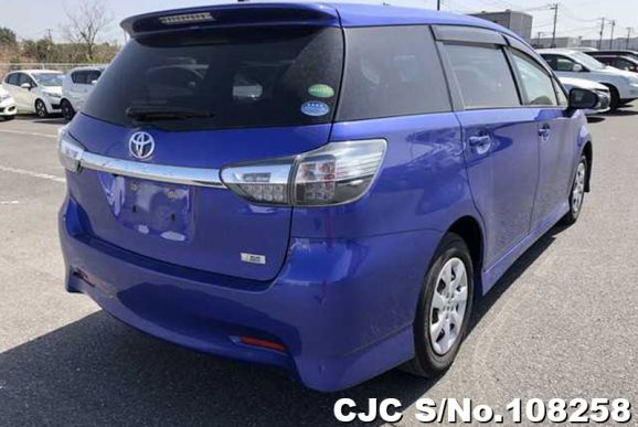 Toyota Wish in Blue for Sale Image 1
