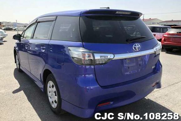 Toyota Wish in Blue for Sale Image 2