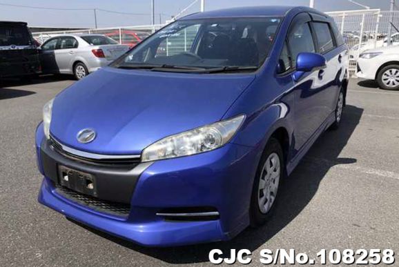 Toyota Wish in Blue for Sale Image 3