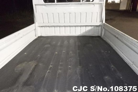 Mazda Scrum Truck in White for Sale Image 4