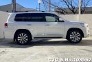 Toyota Land Cruiser in Pearl for Sale Image 6
