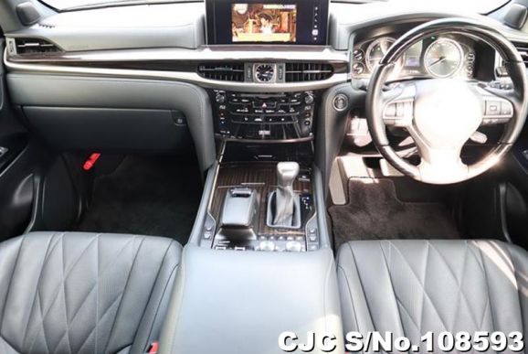 Lexus LX 570 in Pearl for Sale Image 8