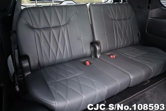 Lexus LX 570 in Pearl for Sale Image 13