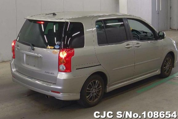 Toyota Raum in Champagne for Sale Image 2