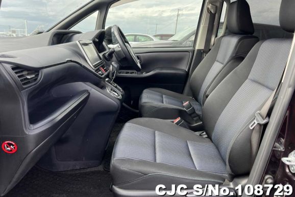 Toyota Voxy in Wine for Sale Image 9