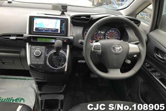 Toyota Wish in Black for Sale Image 7